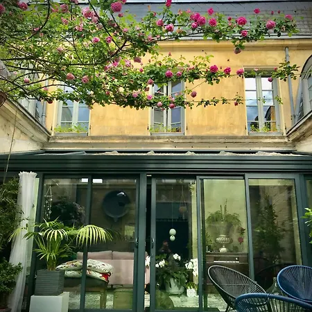 La Maison De Yan Bed & Breakfast Cognac