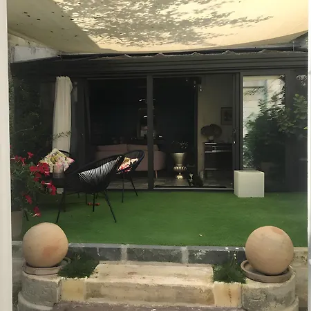 Bed & Breakfast La Maison De Yan 3*